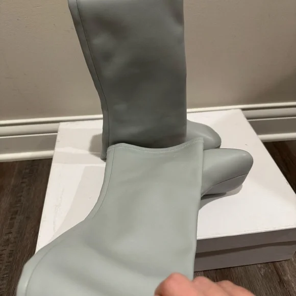 MM6 Maison Margiela Anatomic Thigh High Tabi Shaped Tall Heeled Boot Pearl Blue - Picture 9 of 16